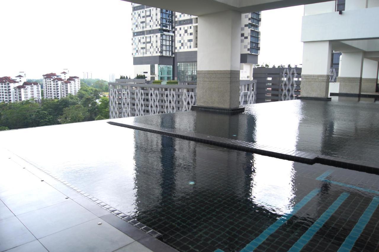 Twin Galaxy Suites By Iconic Bliss Johor Bahru Eksteriør bilde
