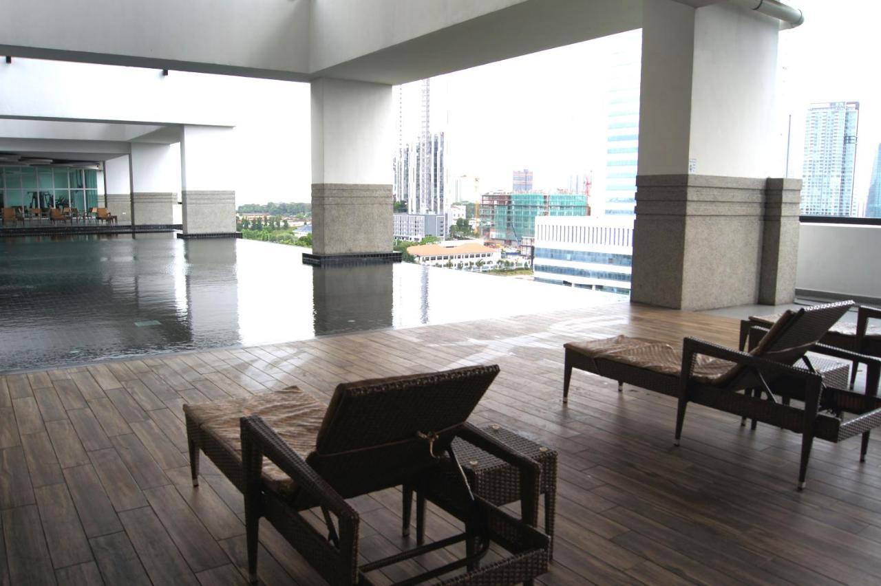 Twin Galaxy Suites By Iconic Bliss Johor Bahru Eksteriør bilde