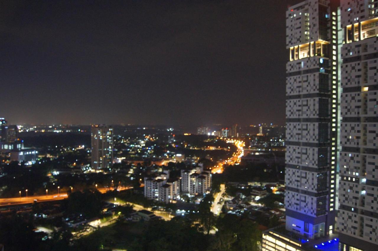 Twin Galaxy Suites By Iconic Bliss Johor Bahru Eksteriør bilde